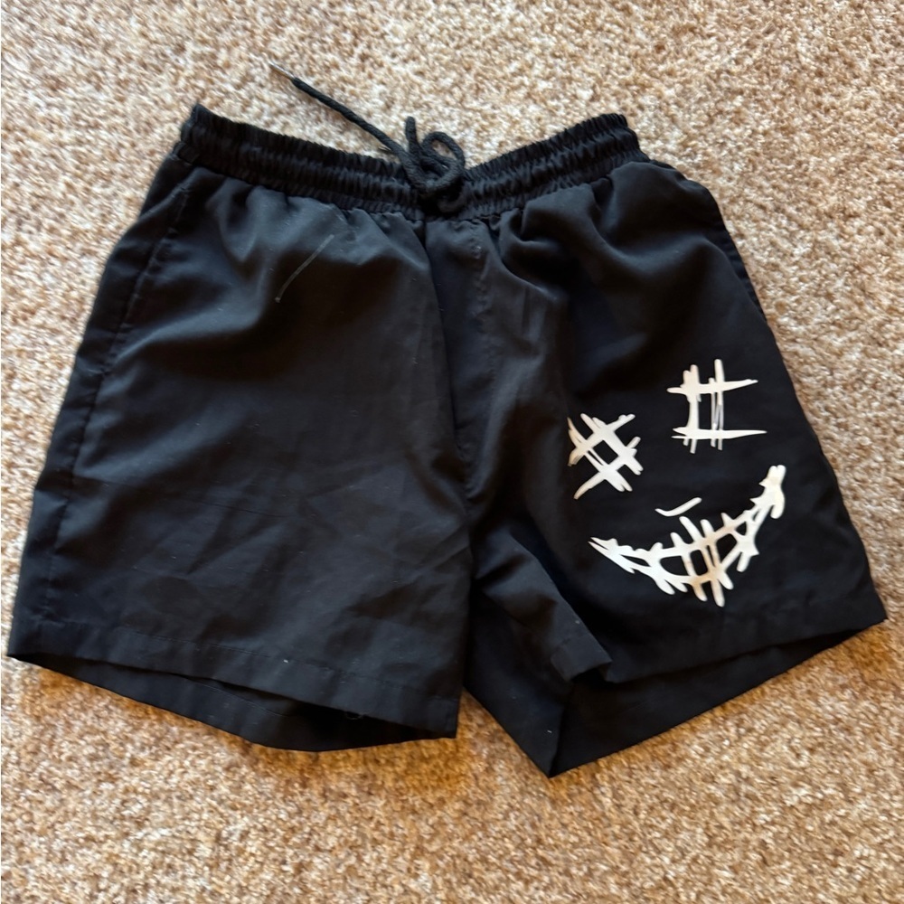 Romwe Men’s Shorts size small